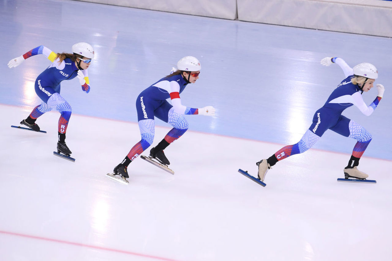 EU mulls fresh curbs to bar Russian athletes and flags 