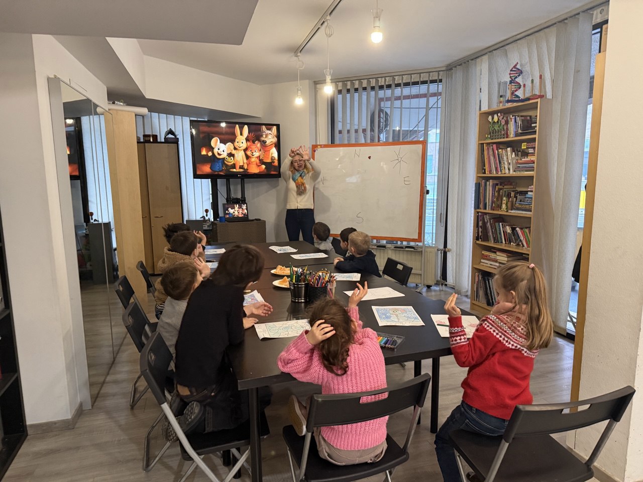 Limba de acasă, predată în weekend: EuropaNova, puntea culturală a românilor din Belgia