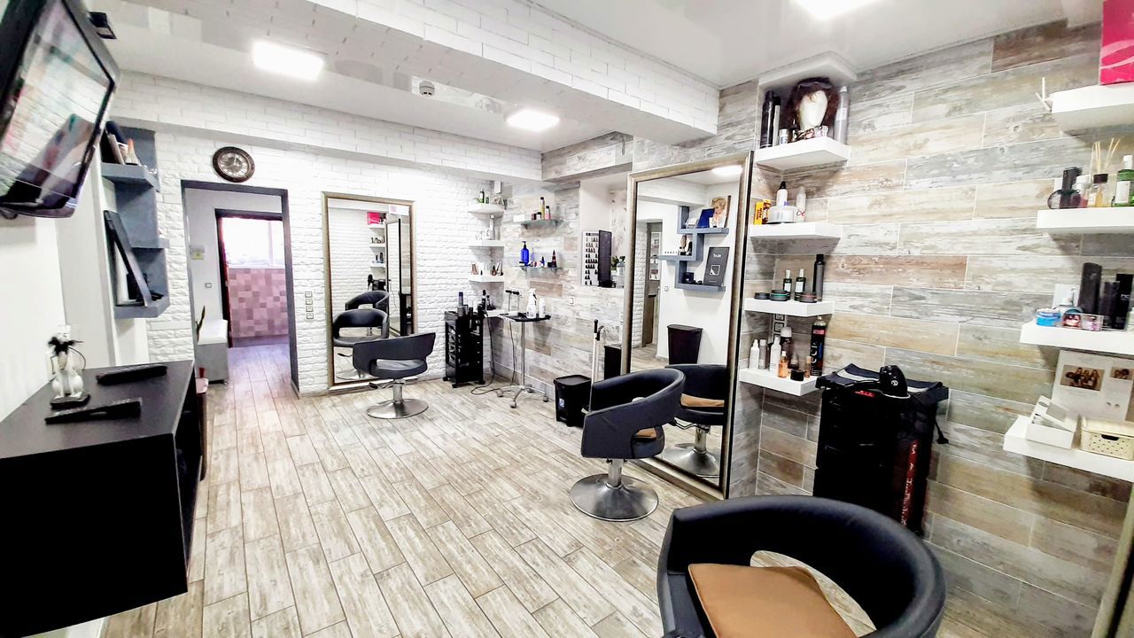 Услуги парикмахерских и салонов красоты стали дороже