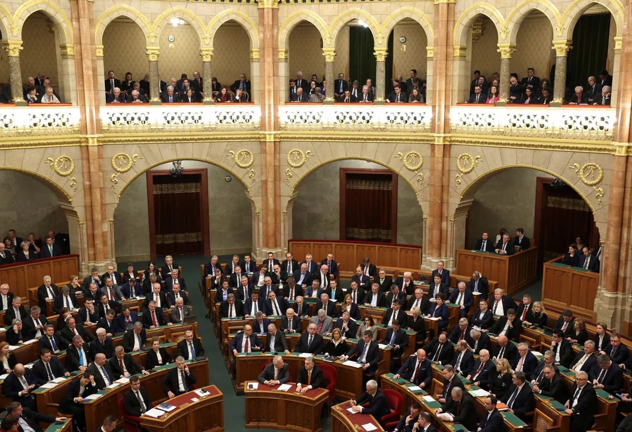 Ungaria a aprobat aderarea Suediei la NATO