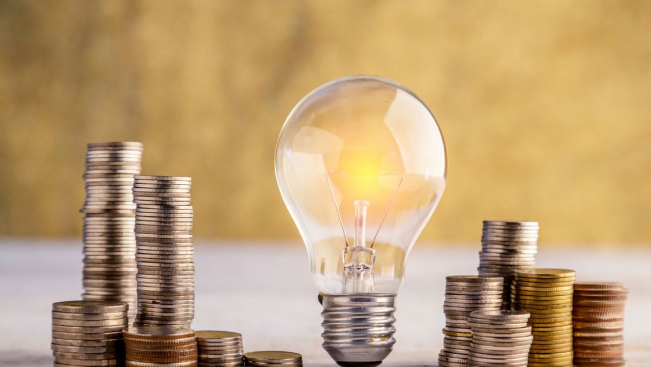 Comisarul pentru Energie cere statelor UE să ia în calcul reducerea consumului