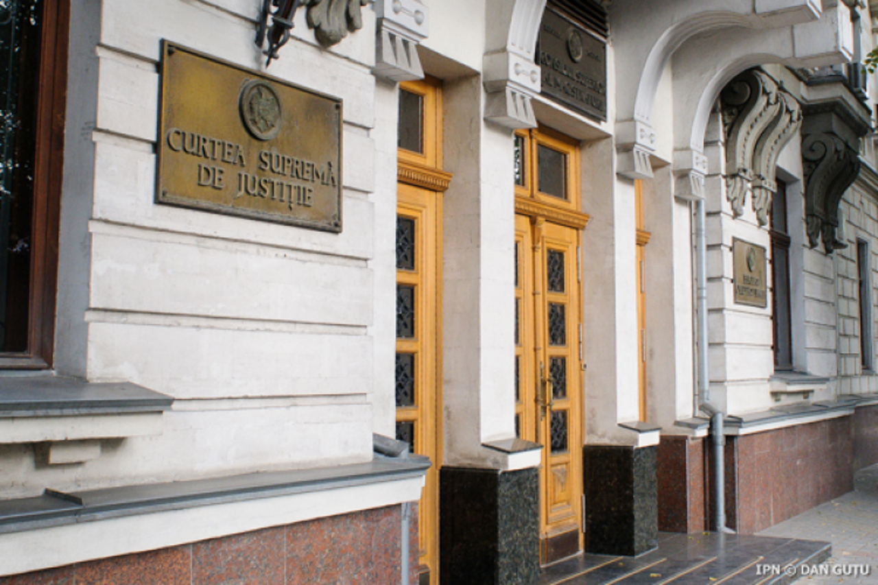 Doi judecători de la CSJ au depus cereri demisie