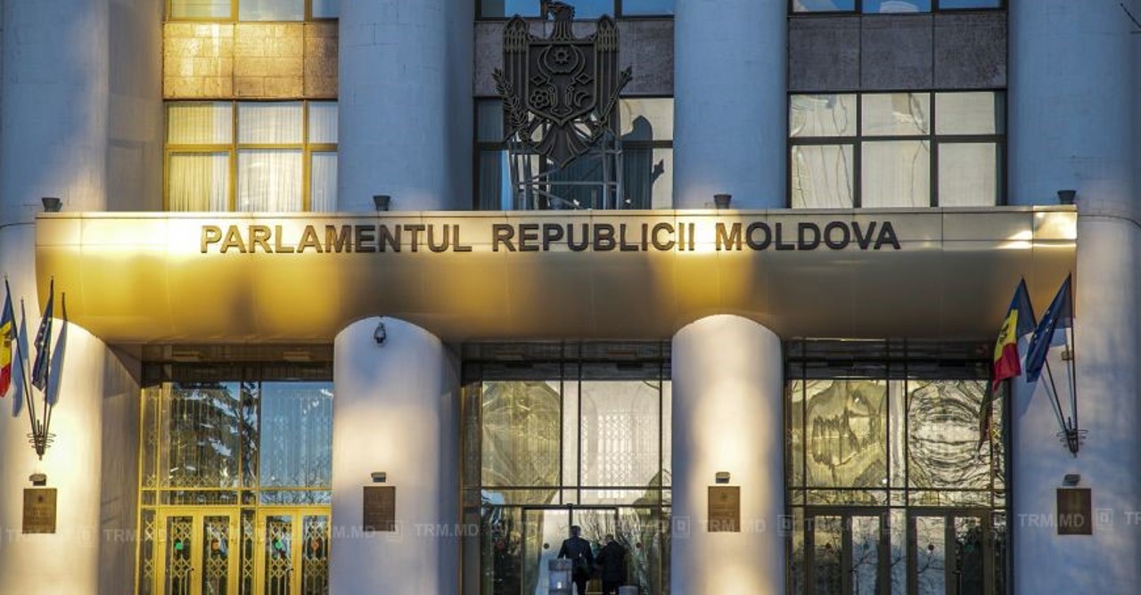 Scenarii postelectorale ADEPT: O guvernare monocoloră depinde de un rezultat electoral excepțional