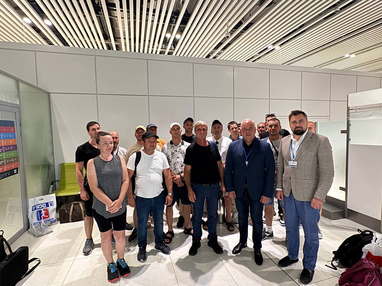 Nouăsprezece moldoveni au fost repatriați din Israel cu sprijinul Ucrainei