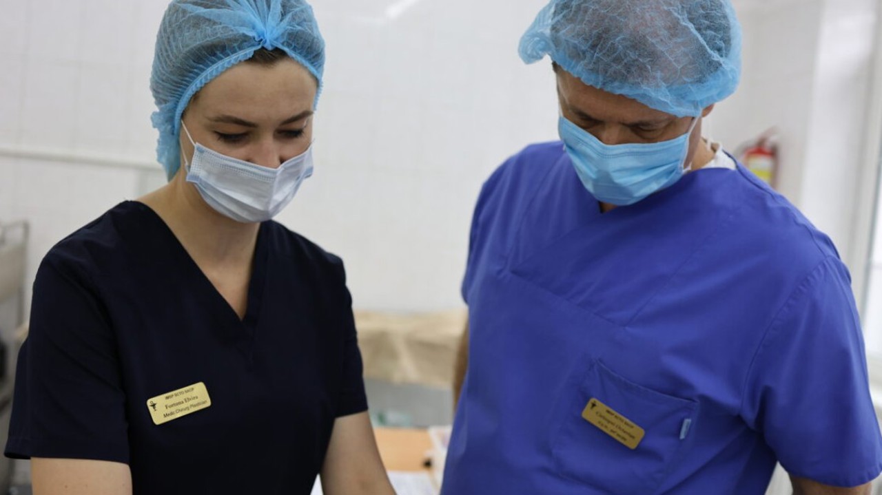 Prins sub motoblocul aflat în funcțiune: Primul caz de arsuri prin frecare tratat la Spitalul Clinic de Traumatologie și Ortopedie din Chișinău