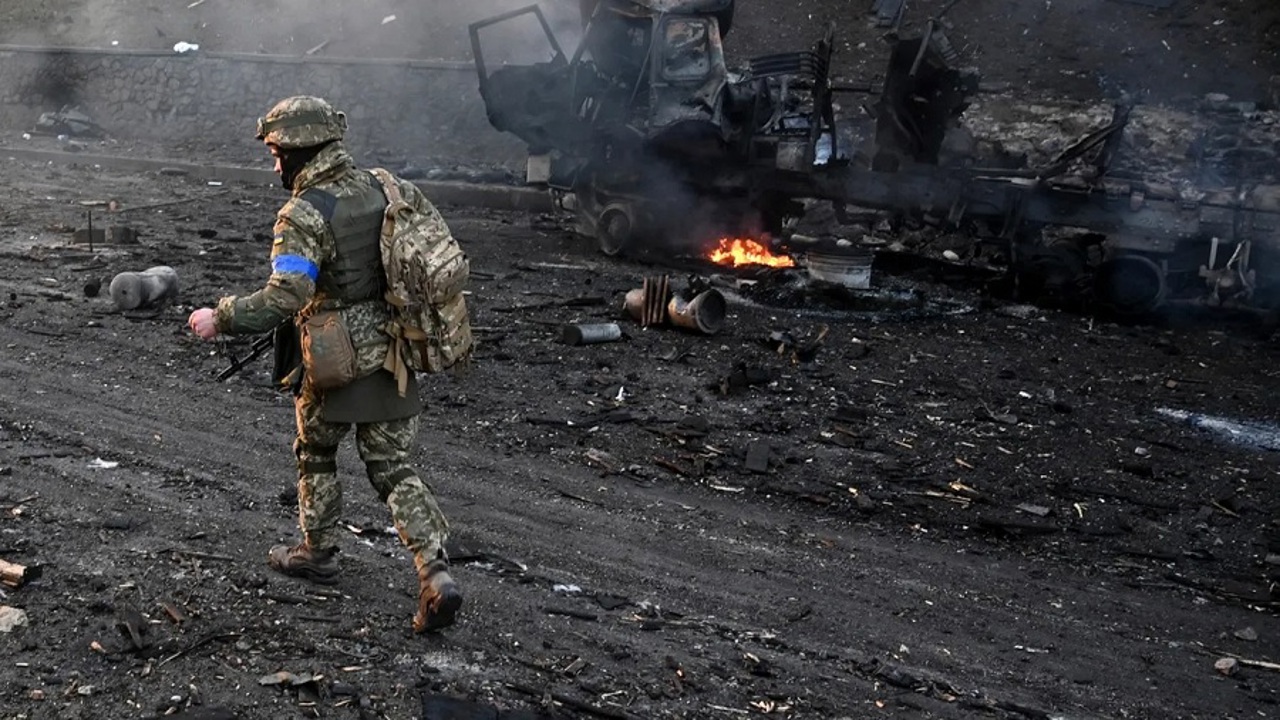 В нескольких регионах Украины объявлена тревога по поводу воздушных налетов, начались волны ударов иранских беспилотников