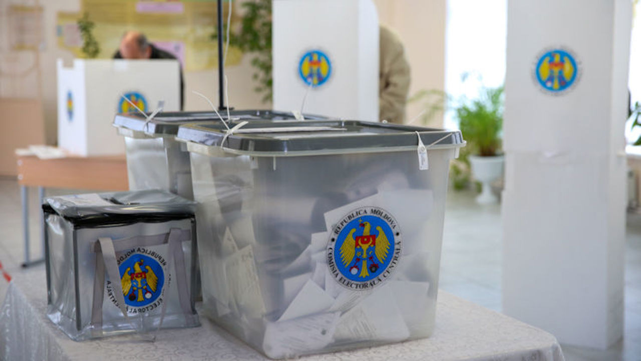 Undă verde pentru alți doi candidați la prezidențiale și un participant la referendum. Au fost înregistrați de CEC