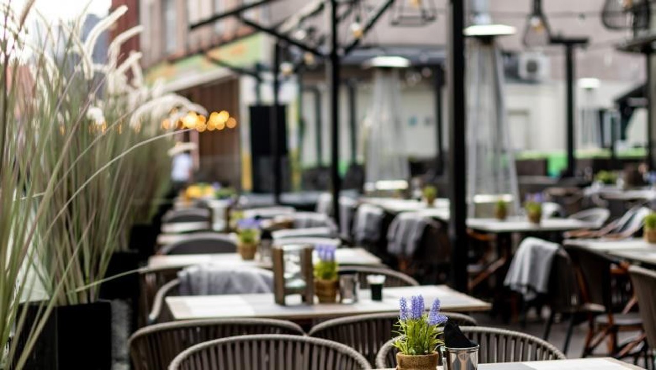 TVA pentru HoReCa: Autoritățile invocă echitate pentru angajați, industria avertizează asupra falimentelor