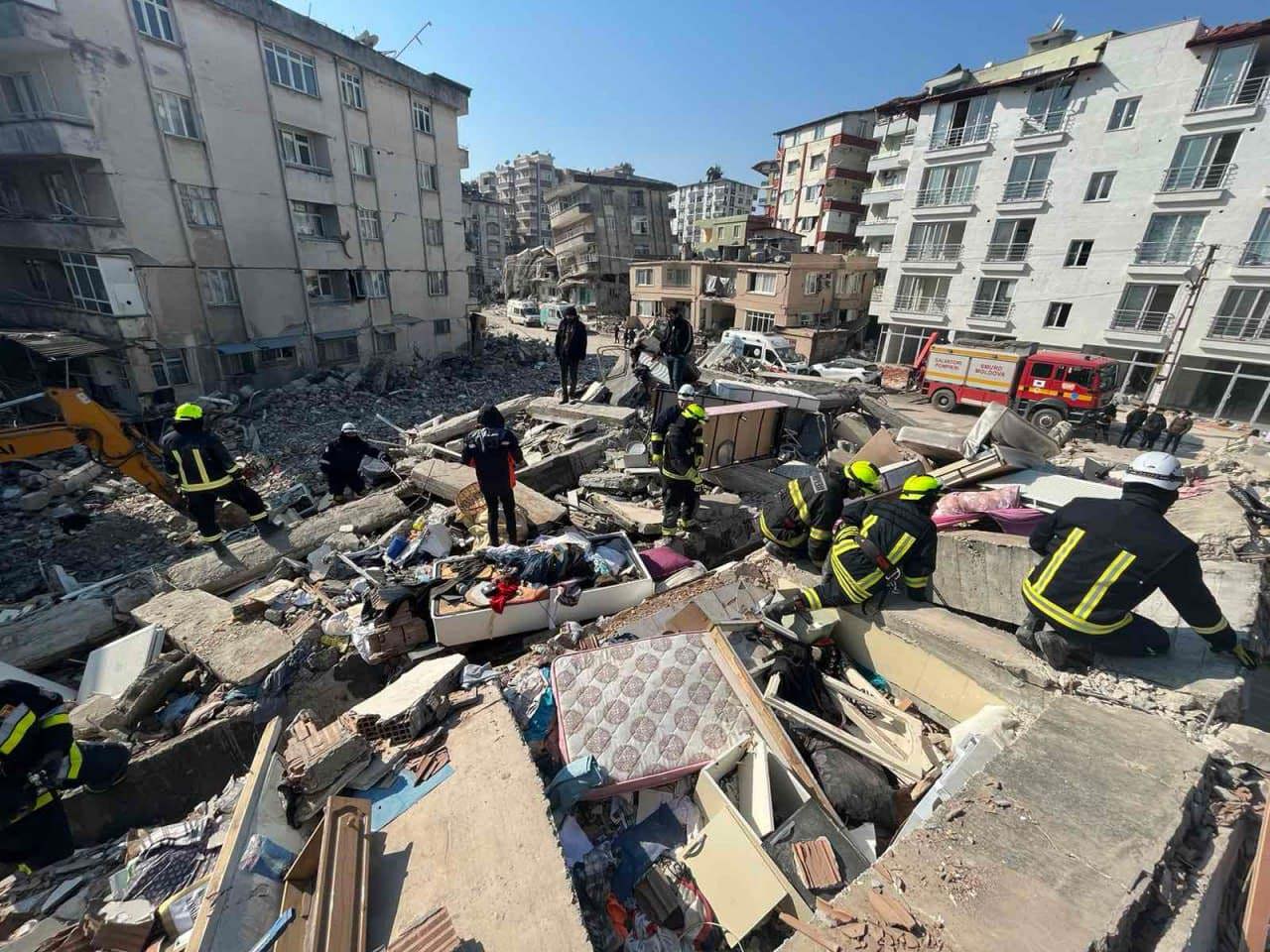 Moldovan rescuers continue the search work in Turkey: The body of a person was removed from the ruins