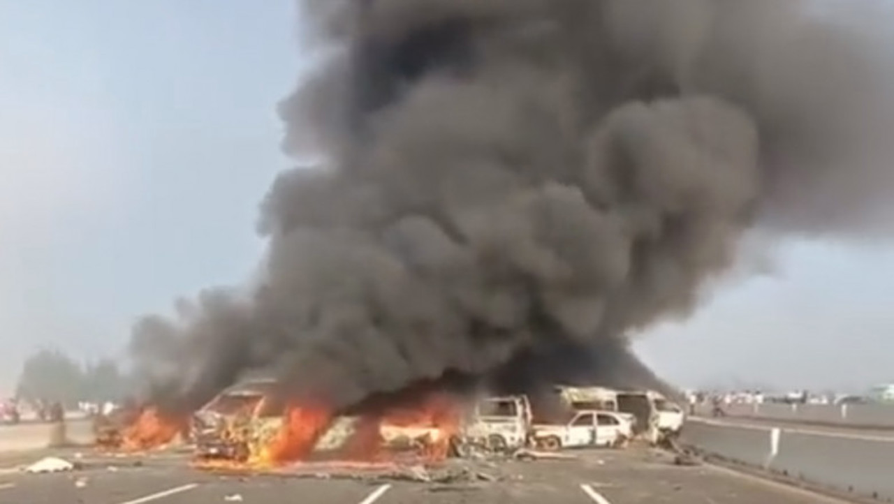 Accident rutier în lanț pe o autostradă din Egipt soldat cu 32 de morți și 60 de răniți