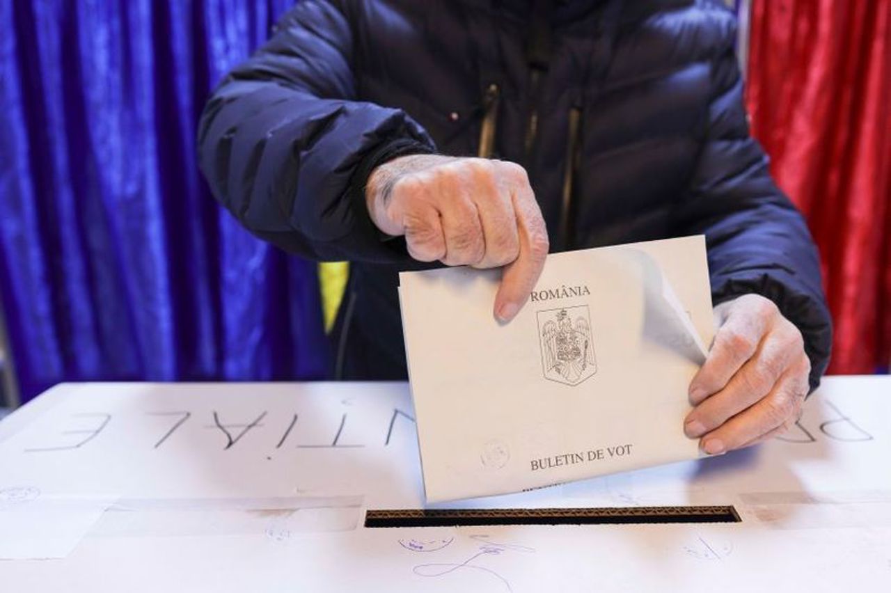 Alegeri prezidențiale România, turul 2. Românii aleg cine va fi președintele țării 