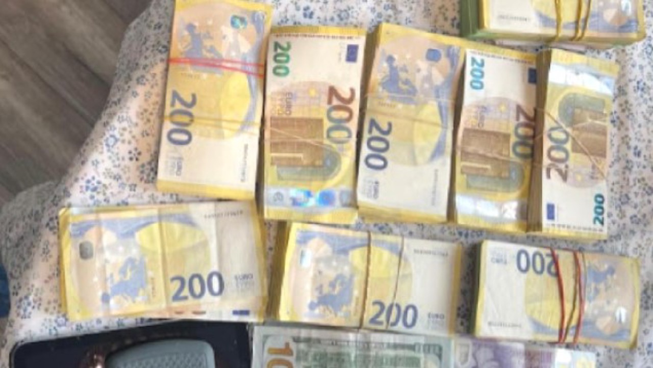 Фиктивные поставки на 40 млн леев: обыски в компании по производству стеклопакетов