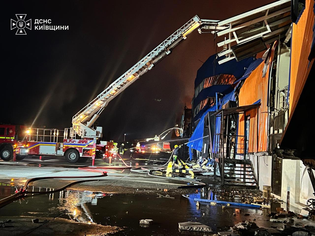 Kievul, sub un nou atac nocturn: Rachetele și dronele rusești au provocat victime și incendii de amploare