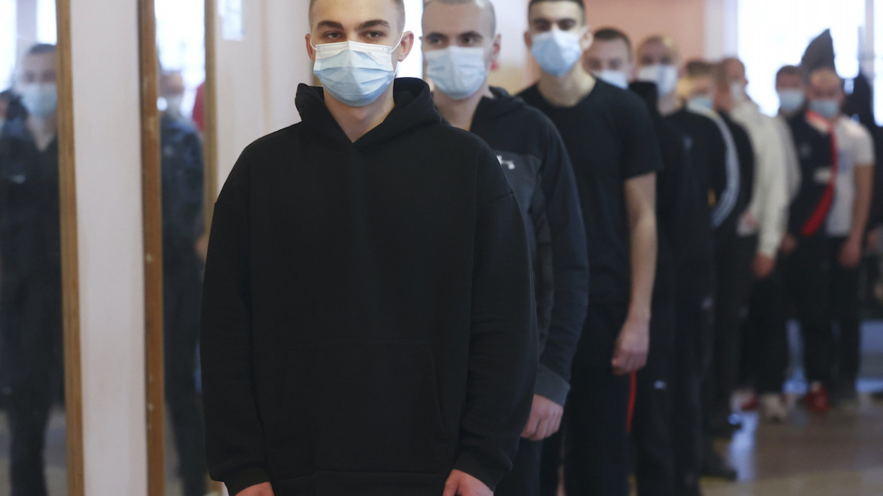 Recrutare la limită: Rusia ar putea trimite pe front „rezerva strategică neactivă”