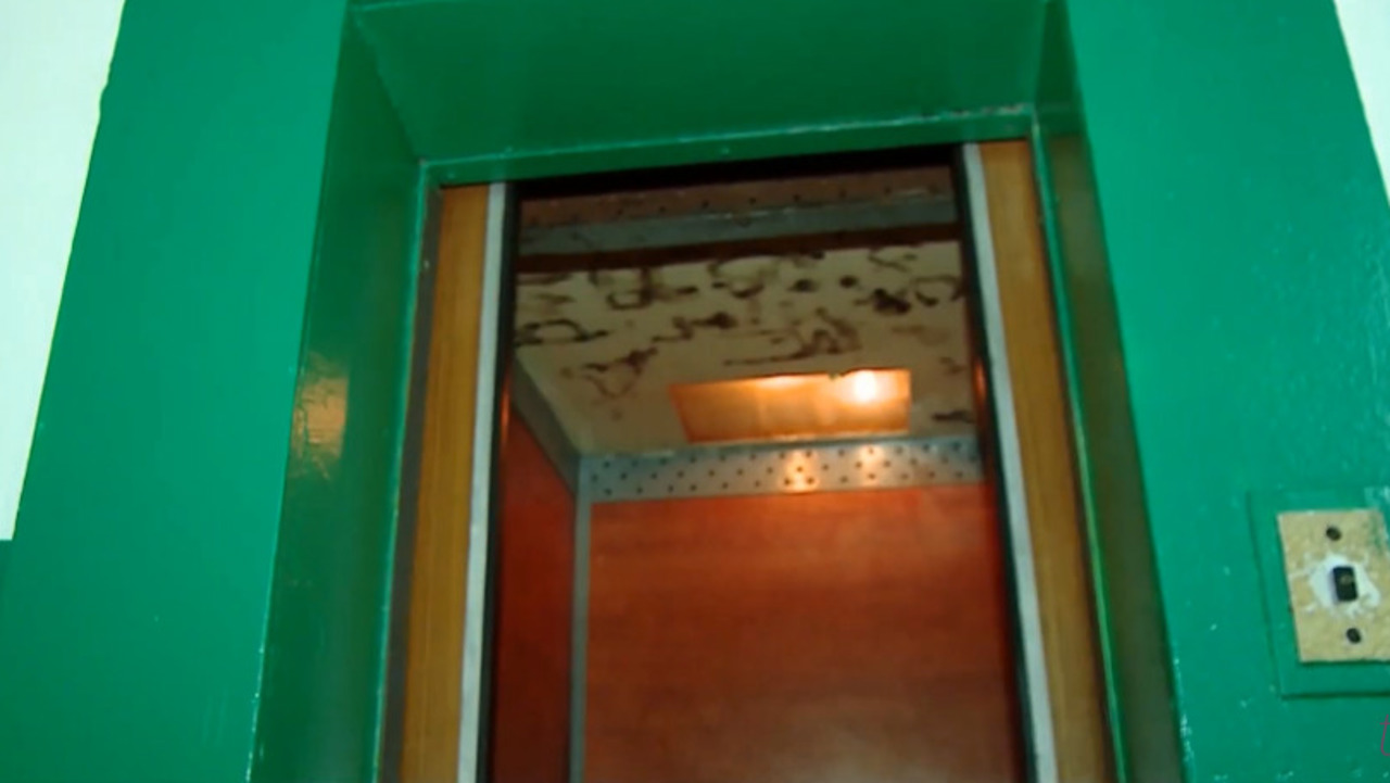 Ascensoare periculoase în blocurile din capitală: Locatarii, invitați să aplice la programul guvernamental pentru a le înlocui