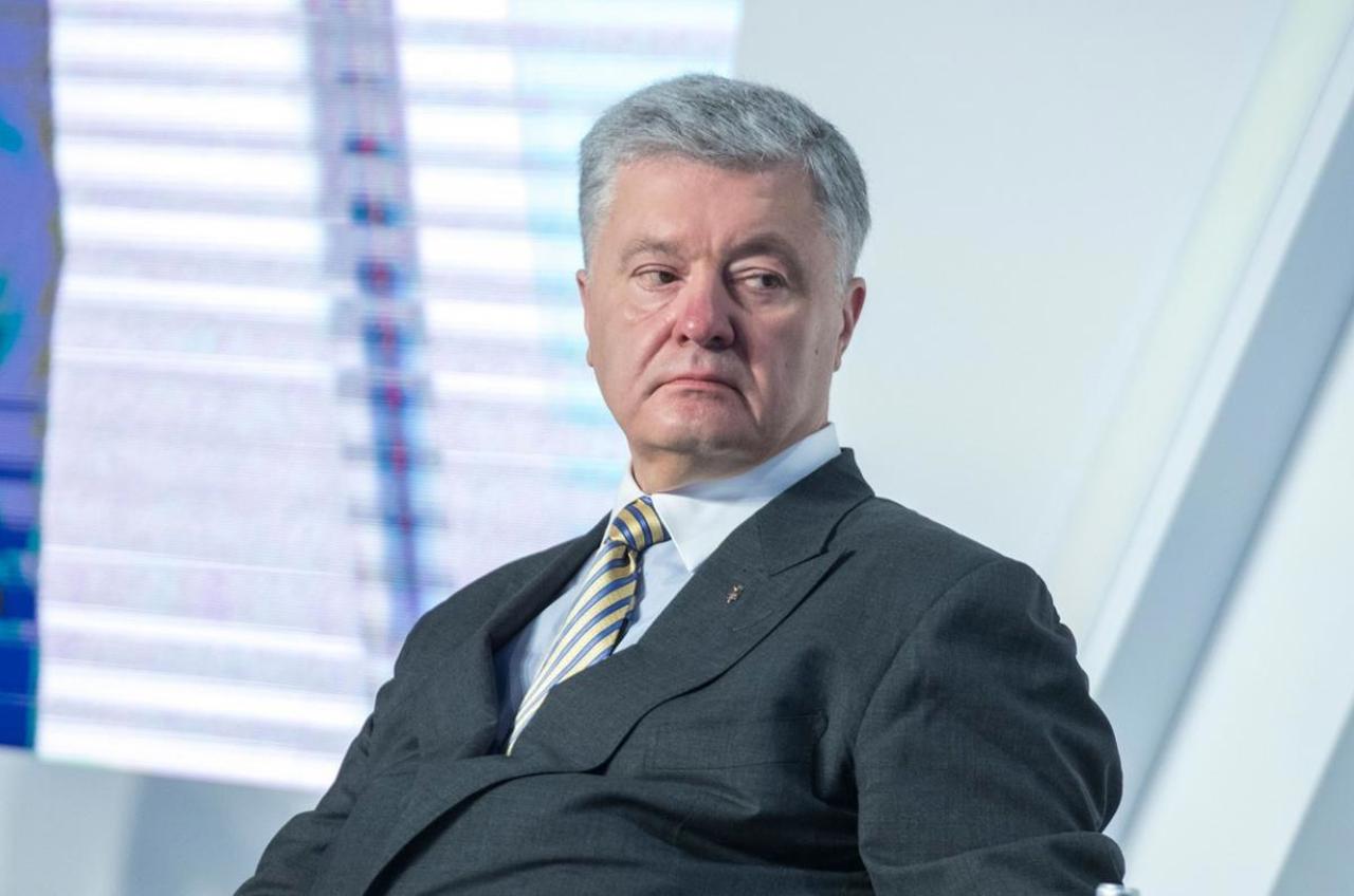 Ukraine's Ex-President says he was blocked from leaving country