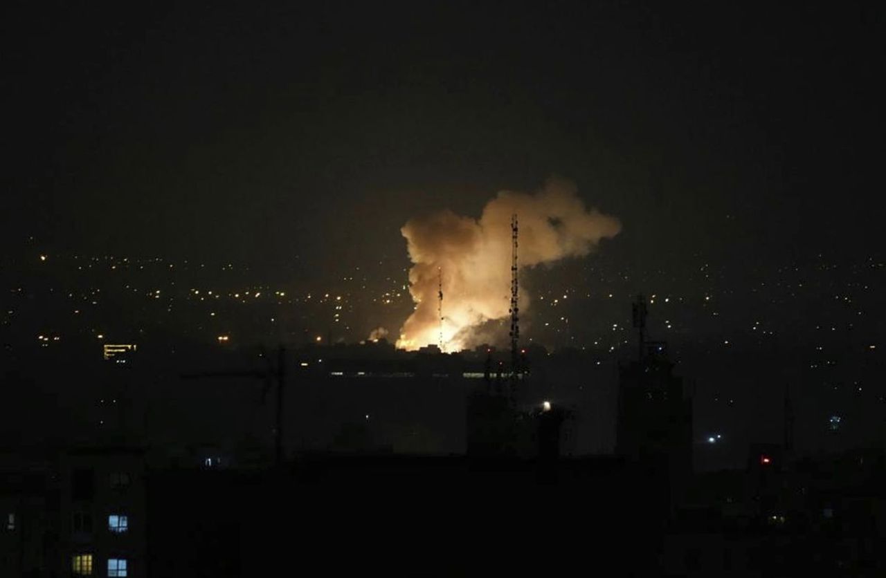 Atacuri israeliene împotriva Iranului pentru a doua zi consecutiv: bilanțul victimelor crește. Teheranul promite răspuns