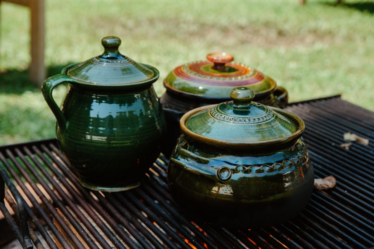 Mesele în familie, un aliat al sănătății: „Implicarea copiilor la gătit creează deprinderi alimentare sănătoase”