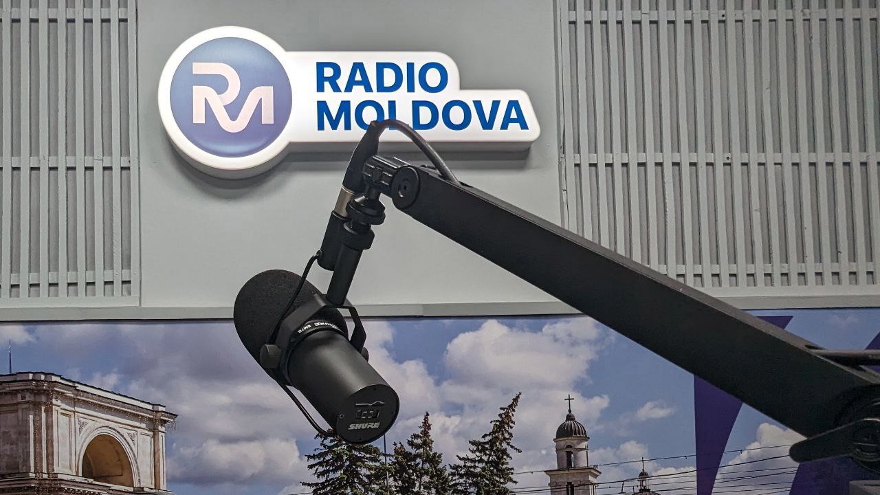 Ziua Națională a Radioului | De 46 de ani, Veta Ghimpu-Munteanu păstrează vie tradiția folclorului autentic