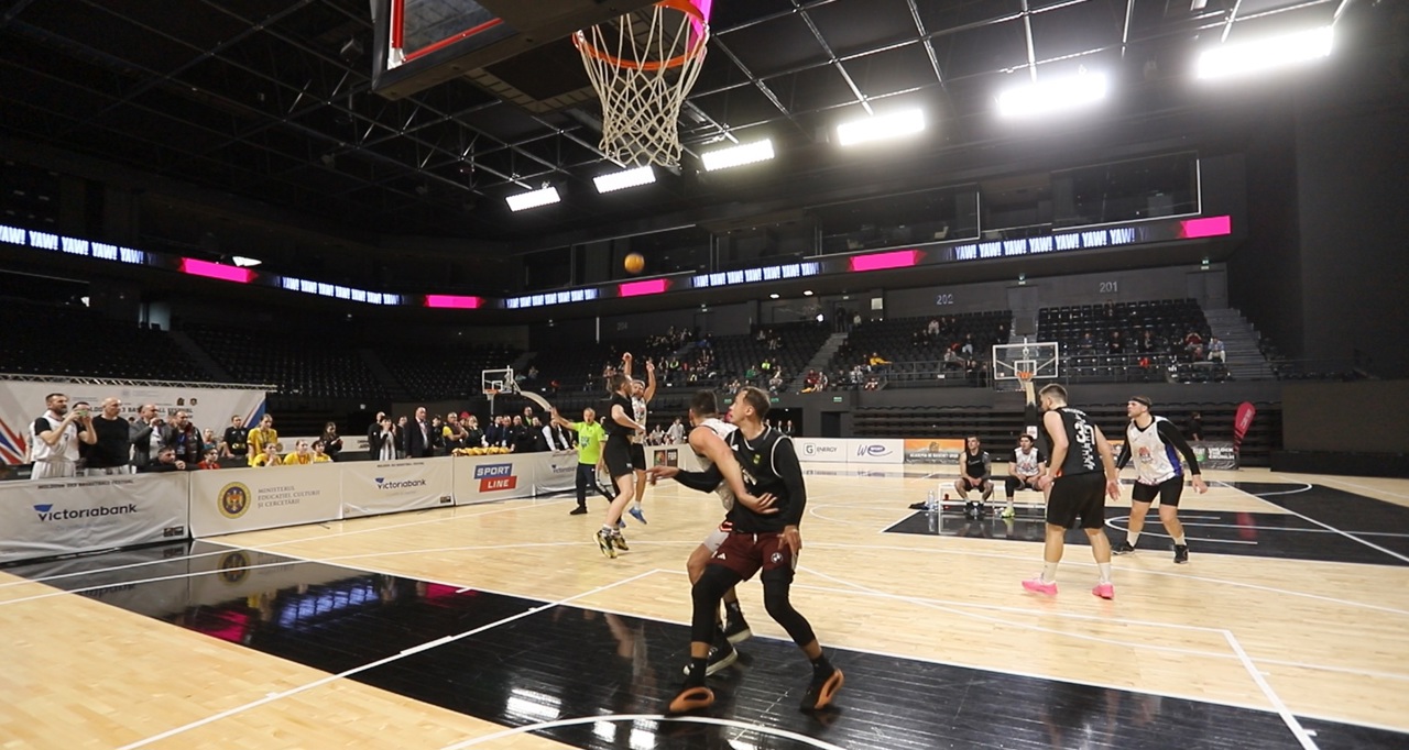 Meciuri tari la turneul internațional de baschet 3 la 3, care s-a desfășurat la Arena Chișinău