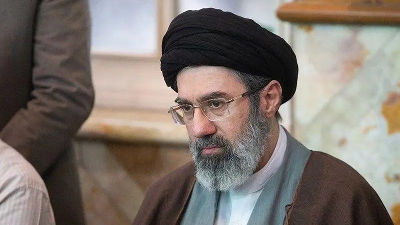 Fiul ayatollahului Ali Khamenei, desemnat noul lider suprem al Iranului