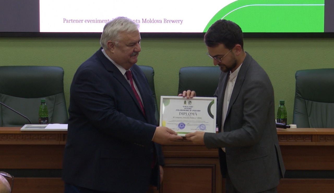 Contribuția Companiei „Teleradio-Moldova” pentru promovarea tinerilor din jurnalism, apreciată cu diplomă din partea USM 