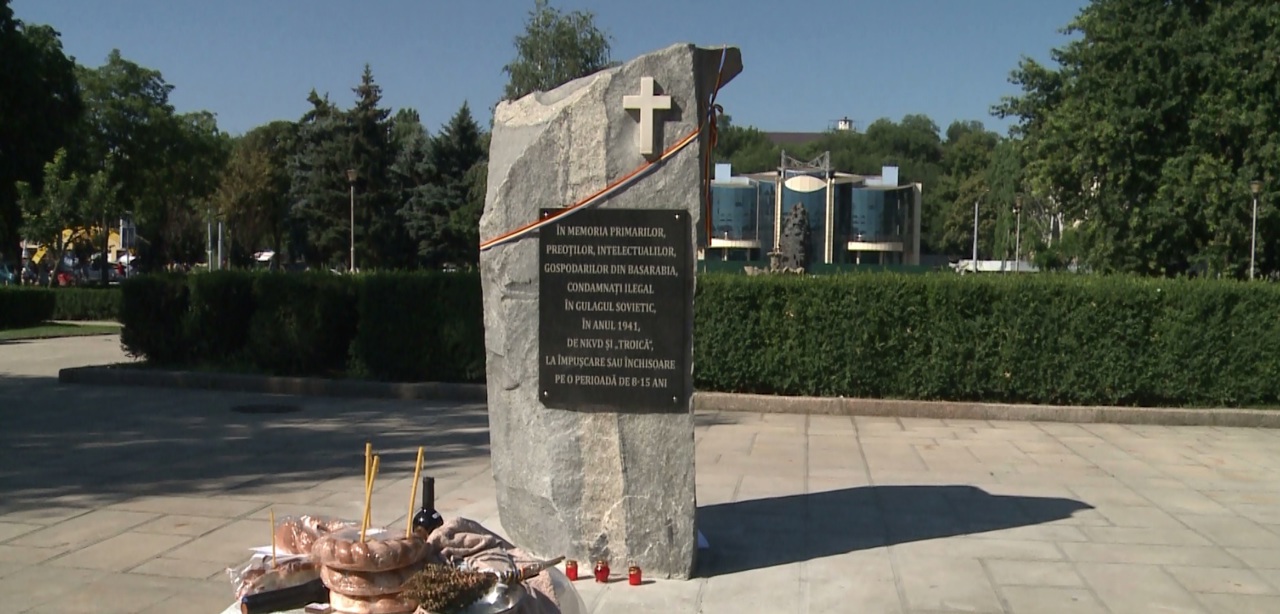 84 de ani de la ocupația sovietică: O placă comemorativă a fost inaugurată la Chișinău