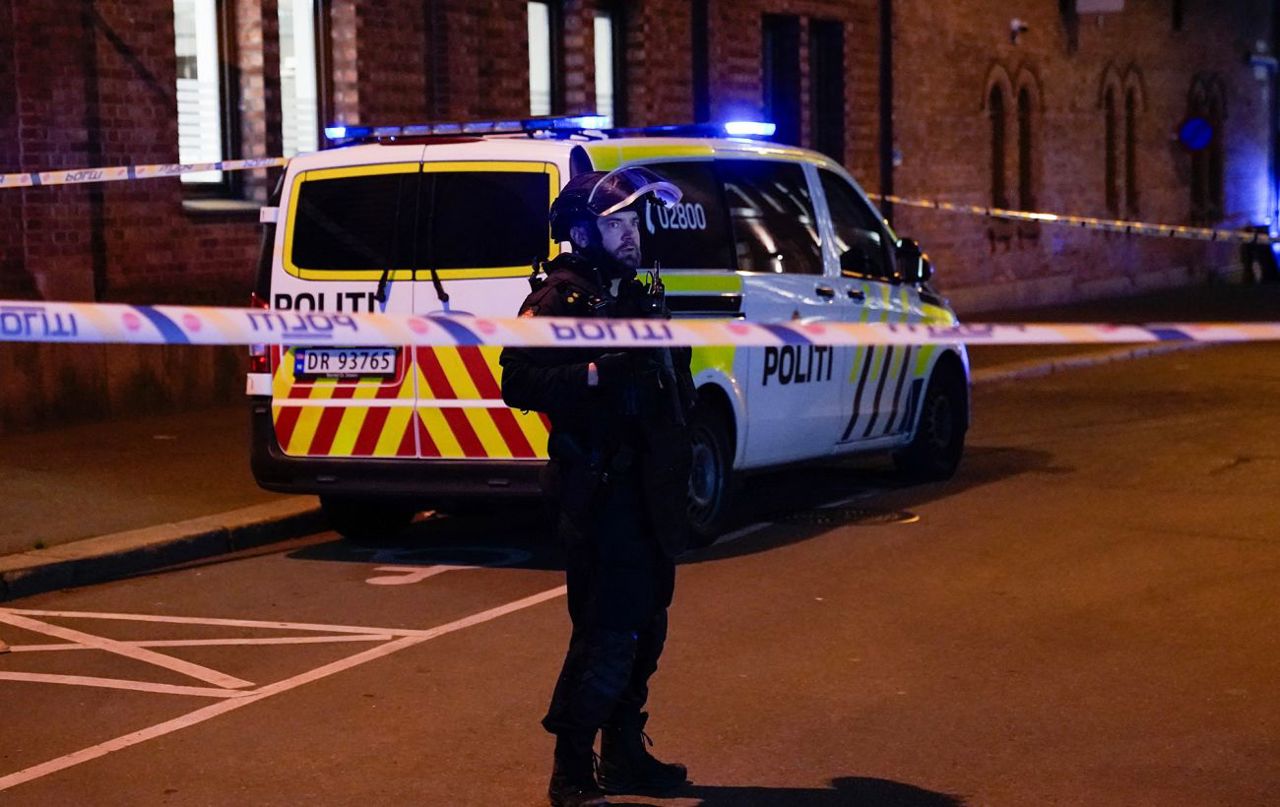 Взрыв у посольства США в Осло: полиция оцепила район 