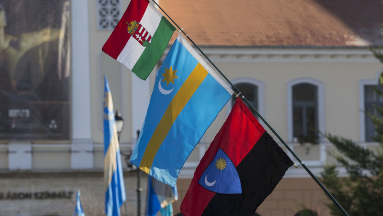 Национальный совет секлеров Румынии требует территориальной автономии