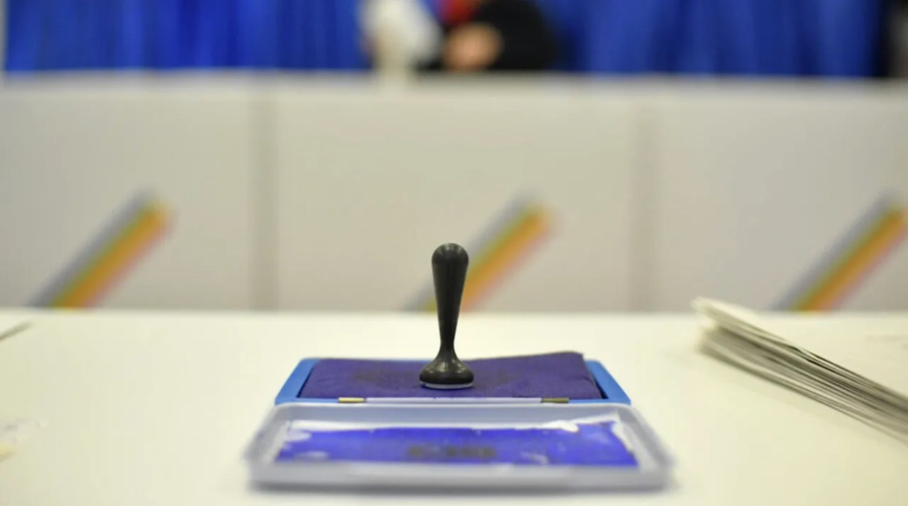 Îndemn la vot: „Tinerii sunt viitorul țării și trebuie să-și exercite dreptul constituțional”  