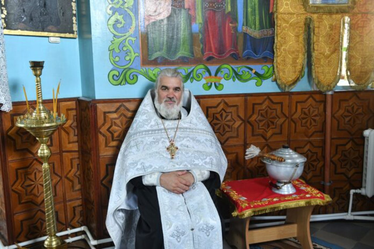 Starețul mănăstirii „Acoperământul Maicii Domnului” din Cosăuți, înjunghiat de un localnic, e în stare gravă și are nevoie de sânge