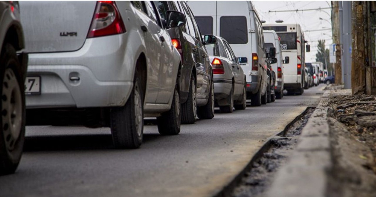 Flux mare de mașini spre Chișinău. Prognozele și recomandările IGP