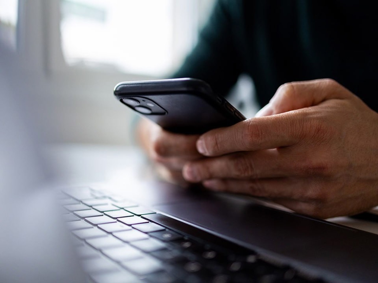 BBC ridică semne de întrebare privind securitatea aplicației Max, promovată de autoritățile ruse