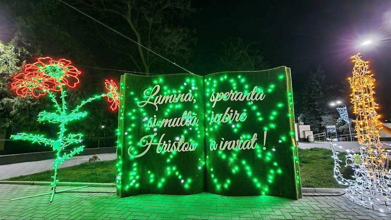 FOTO În ajunul sărbătorile pascale, Chișinăul a îmbrăcat haine de sărbătoare