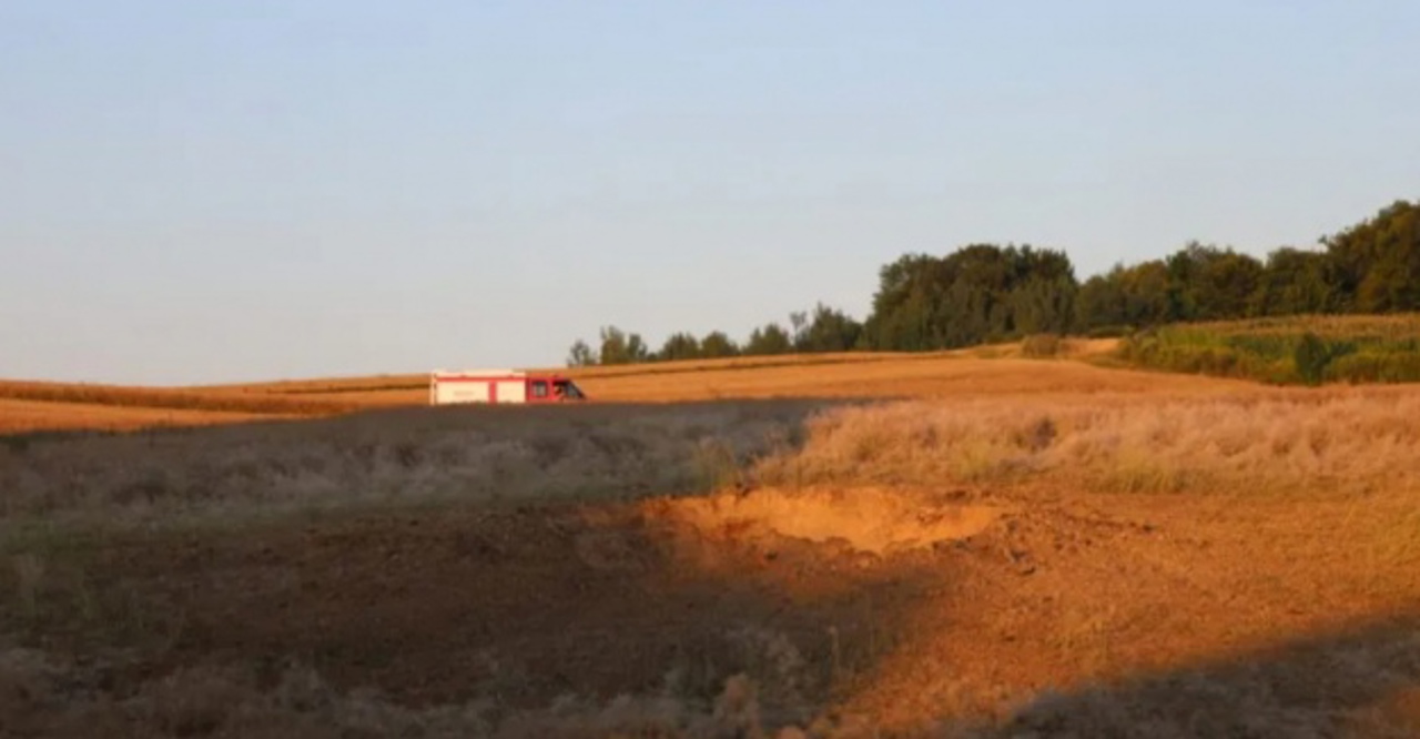 Explozie puternică în Polonia, după atacul Rusiei asupra Ucrainei. Un crater de 10 metri, descoperit pe un câmp
