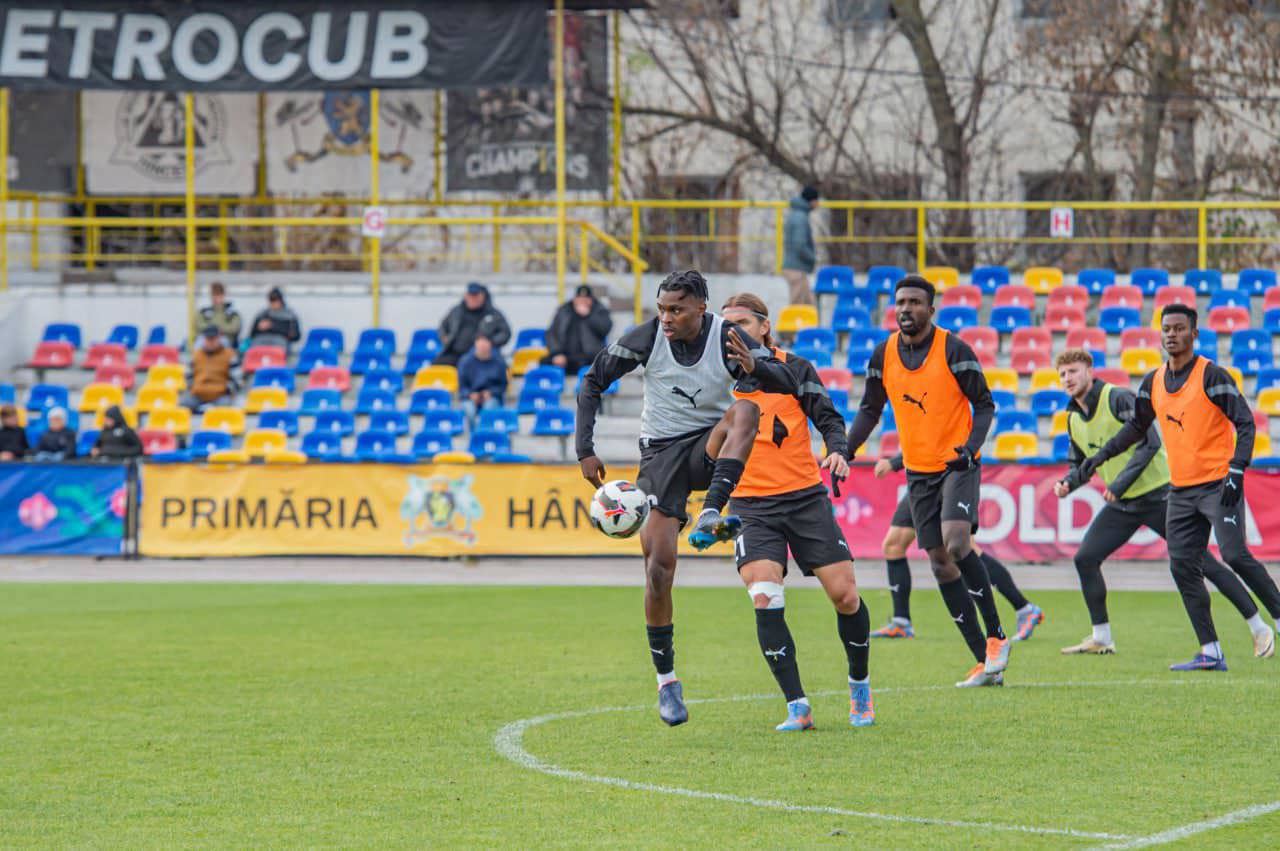 Meci de gală pe stadionul Zimbru