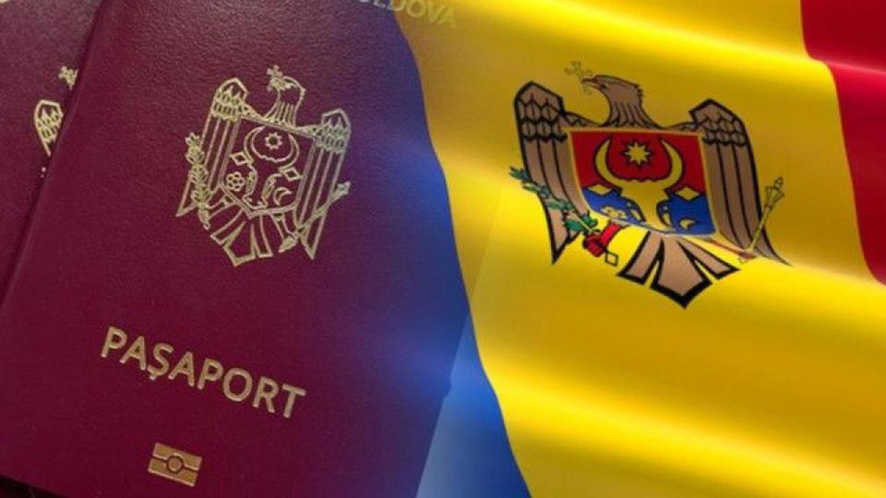 Cetățenie moldovenească pentru două persoane de peste Prut: Maia Sandu a semnat decretele