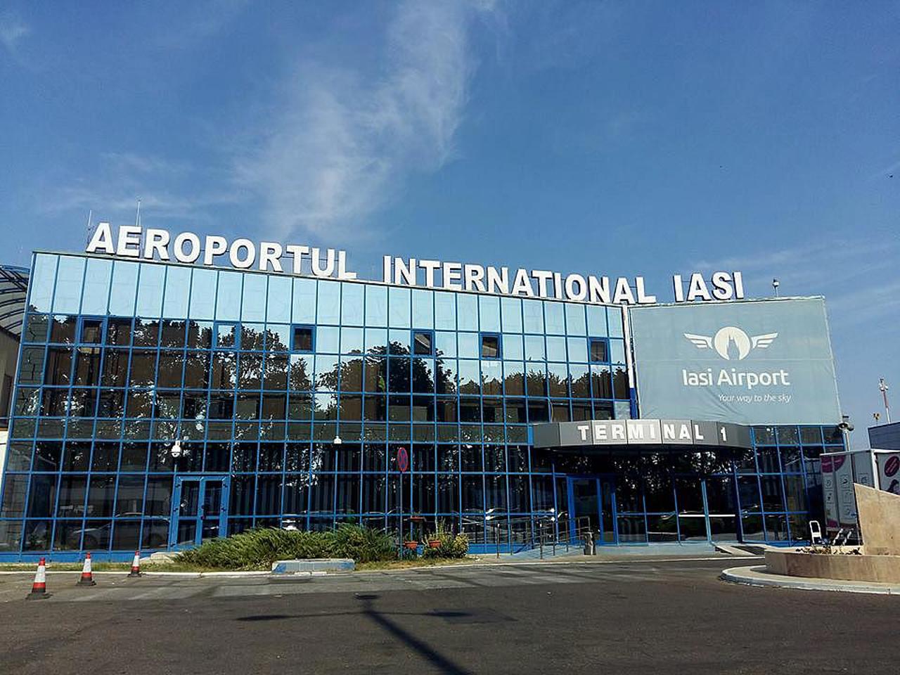 O treime din pasagerii Aeroportului Internațional Iași sunt din Republica Moldova