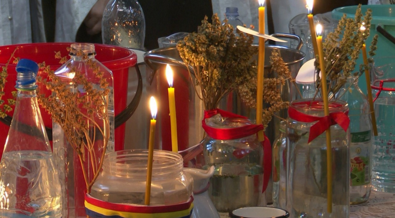 Au mers la biserică după agheasmă, de Boboteaza pe stil nou