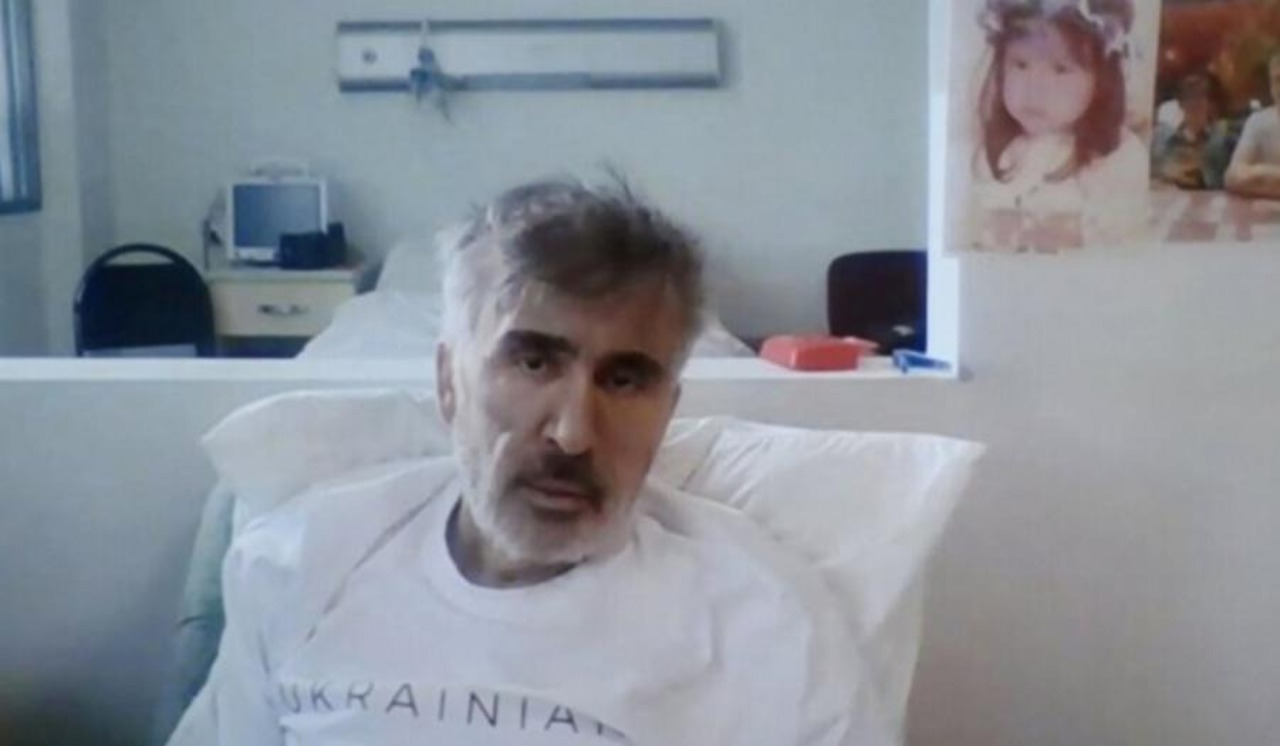 După trei ani petrecuți în spital, Mihail Saakașvili se întoarce în detenție
