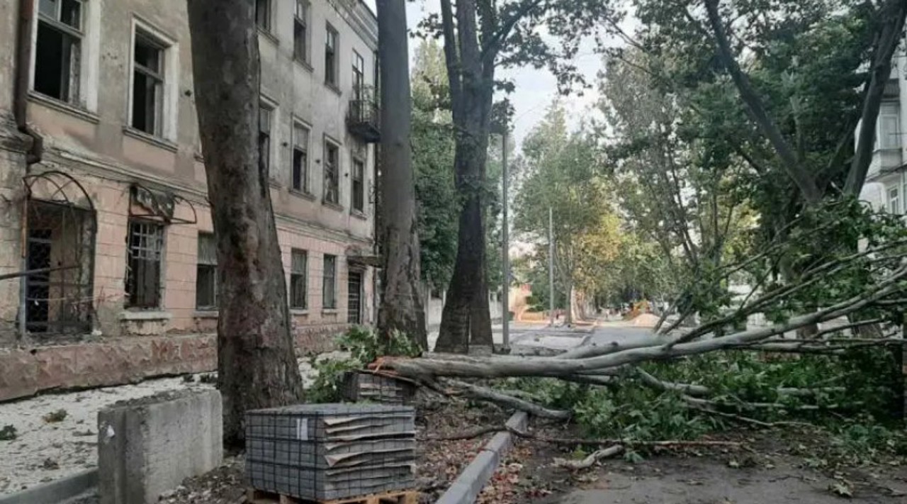 Noi decizii adoptate de CSE: Peste 1,3 milioane lei alocate pentru o școală din Edineț și două centre de plasament pentru lichidarea consecințelor provocate de intemperii