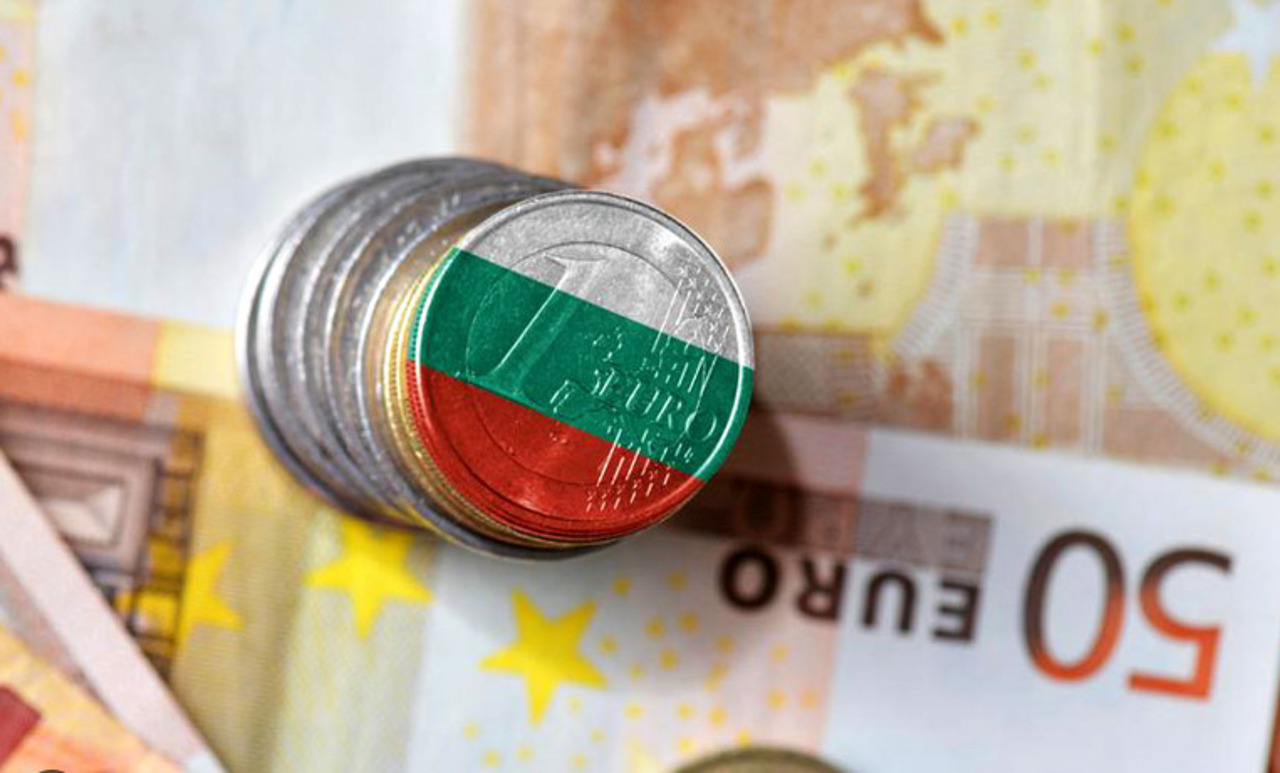 Afișarea prețurilor în leva și euro nu mai este obligatorie în Bulgaria