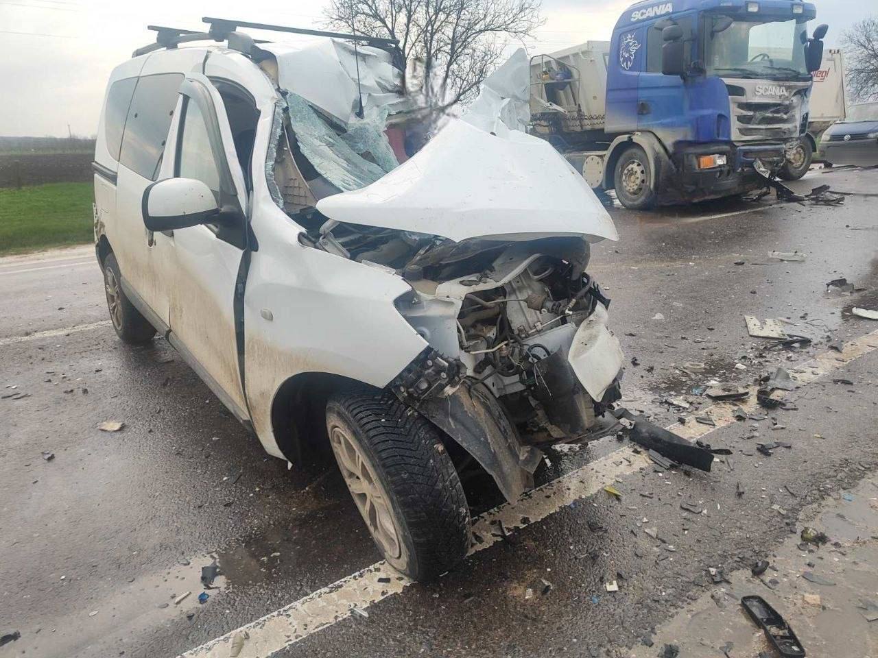 Un bărbat și-a pierdut viața într-un grav accident produs pe un drum din Telenești