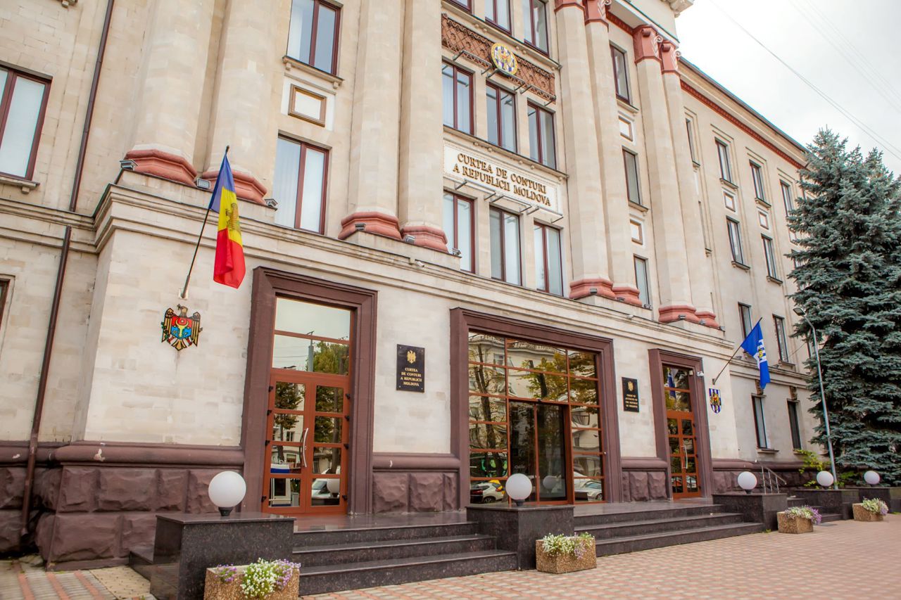 Parlamentul votează numirea Ulianei Bădărău la Curtea de Conturi