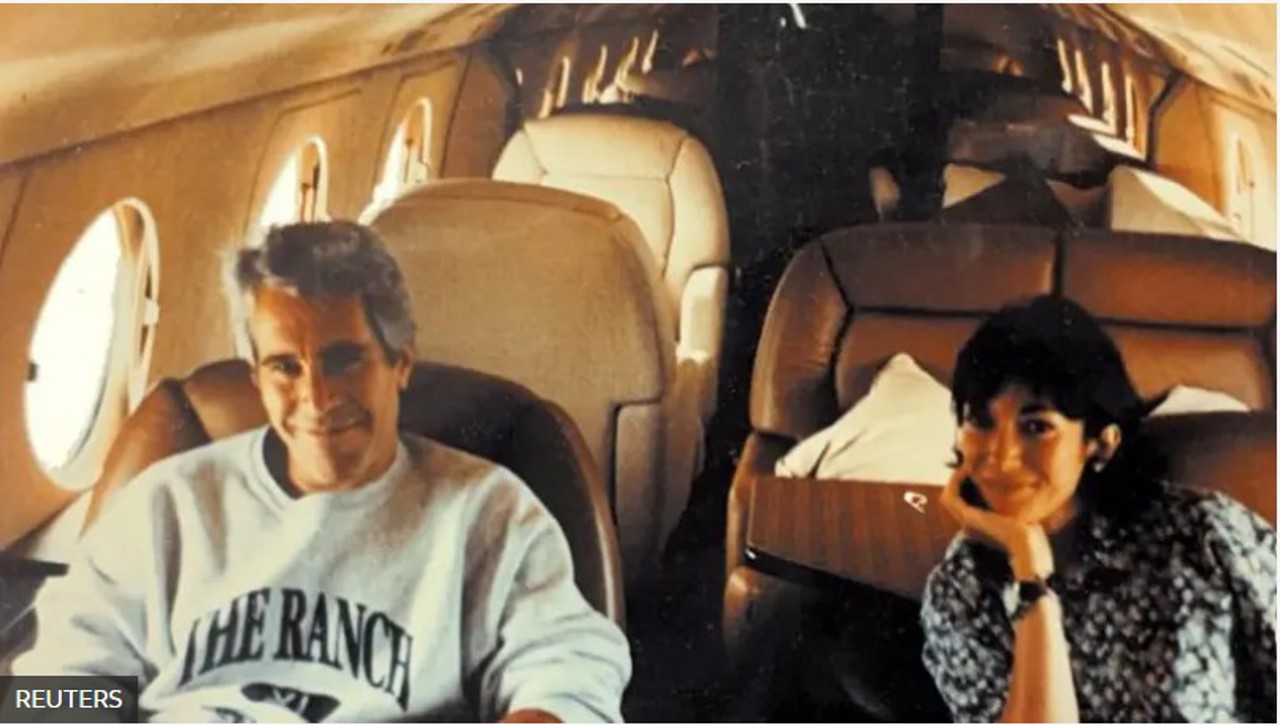 Минюст США откладывает публикацию файлов по делу Эпштейна из-за "миллиона новых документов"