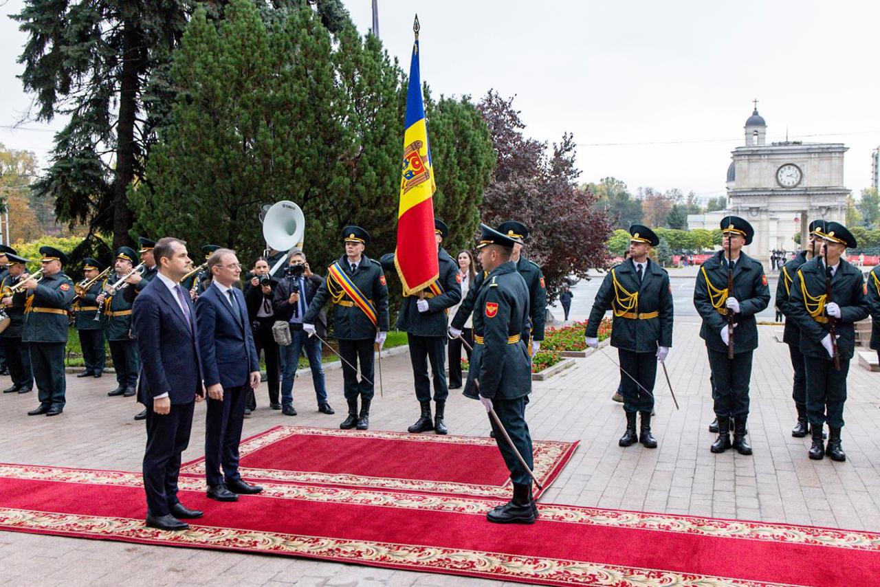 Energie, apărare și infrastructură: Ce așteaptă experții de la cooperarea moldo-română