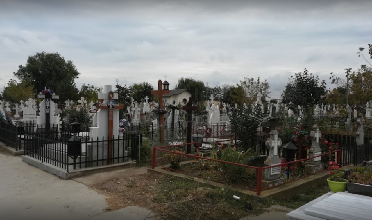 Access of private transport to the territories of cemeteries in Chisinau will be prohibited during Easter holidays