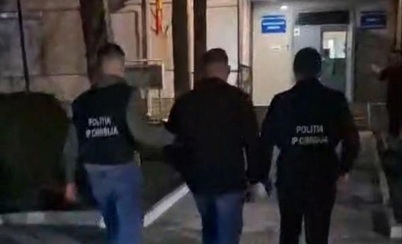 A „rezolvat” problema unui credit inexistent cu mii de lei împrumutați de la bancă: Capcana în care a ajuns o tânără din Gura Galbenei 