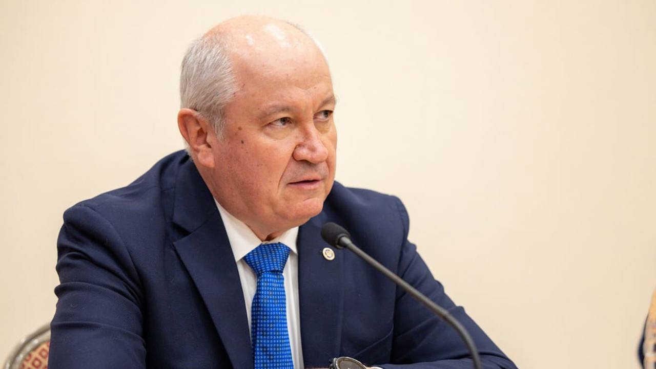 Premierul Munteanu: „Dacă aș fi avut ocazia să schimb doar un singur lucru în țara mea, Republica Moldova, ar fi fost reforma justiției”