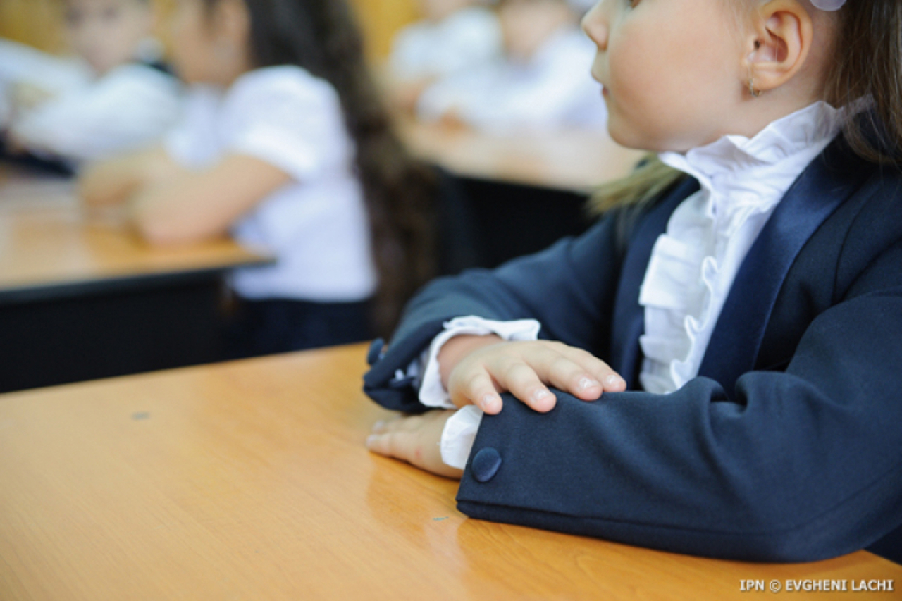 Aproape 90 la sută din locurile disponibile pentru copiii care vor merge în clasa întâi au fost ocupate 